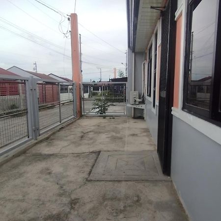 2 Bedroom House At Deca Homes Talomo Davao City المظهر الخارجي الصورة